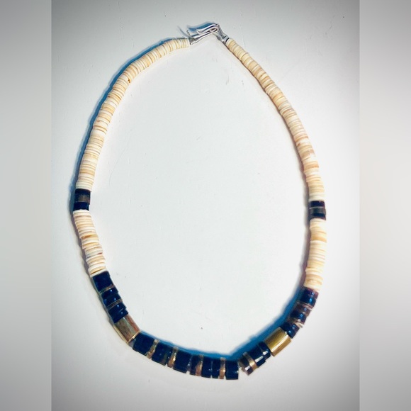 Genuine Heishi shell & brass necklace Vintage Artesian made Native American - Picture 5 of 7